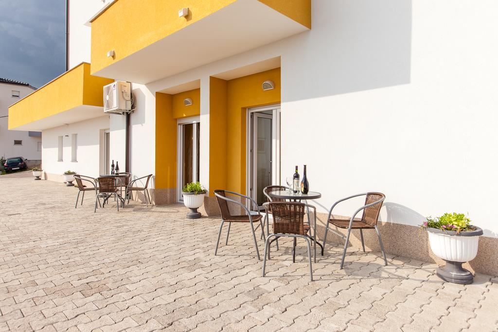 Knezovic Apartments Podstrana Extérieur photo