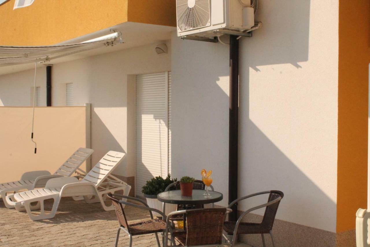 Knezovic Apartments Podstrana Extérieur photo